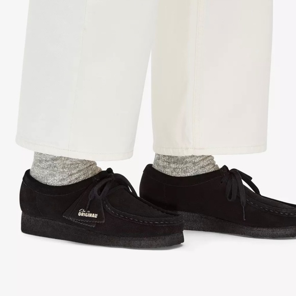 Clarks Wallabee Black Shoes - never worn - Picture 2 of 9